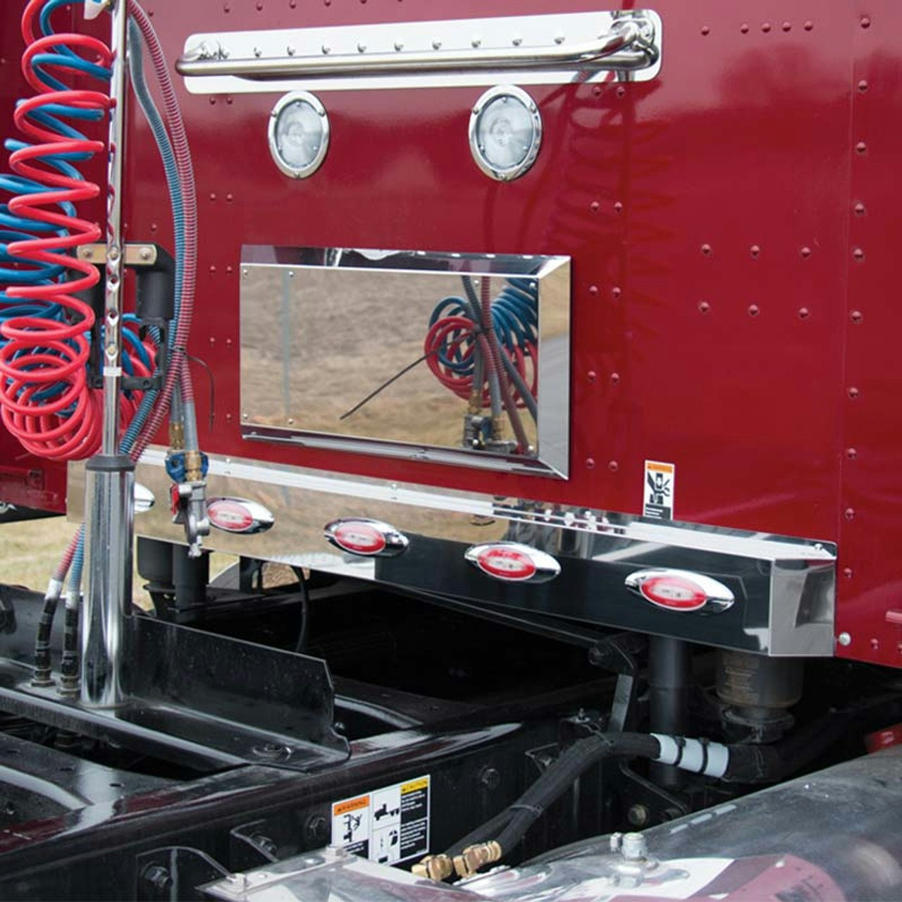 Kenworth T680 & T880 Battery Box Cover & Steps By RoadWorks Raney's