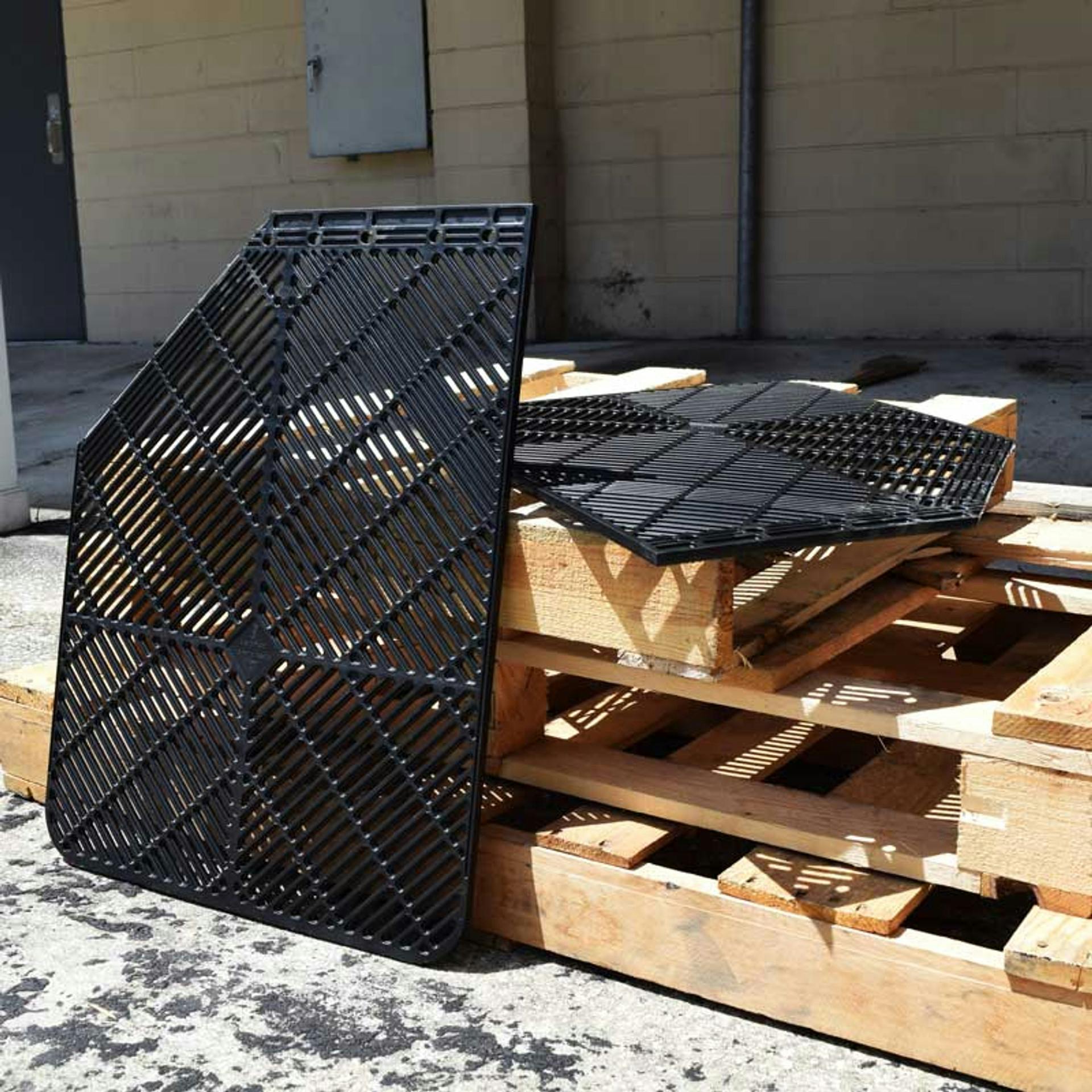 AeroFlap Angled Shortie Aerodynamic Mud Flaps