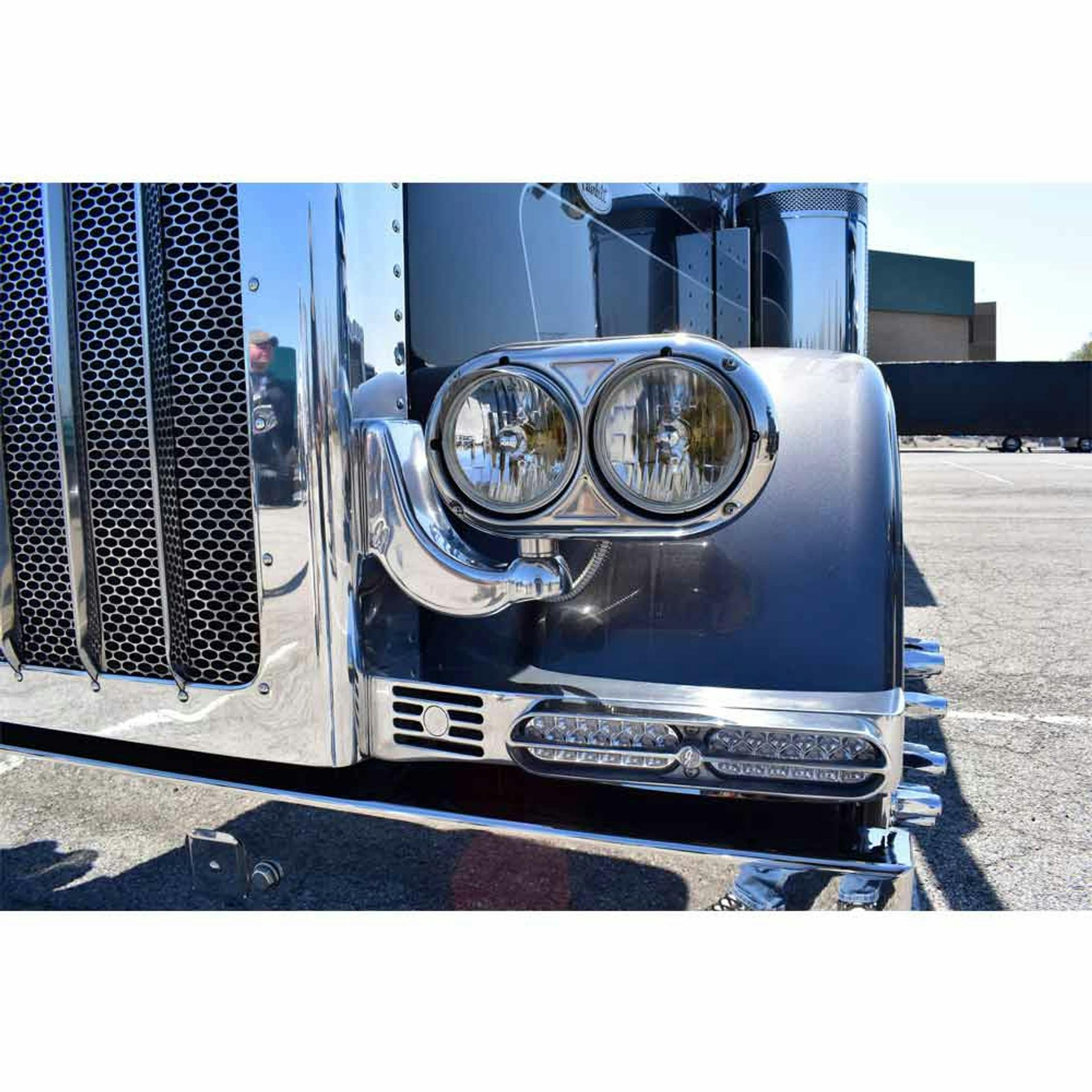 Double JJ Peterbilt 379 389 Front Blinker Bar Raney's Truck Parts