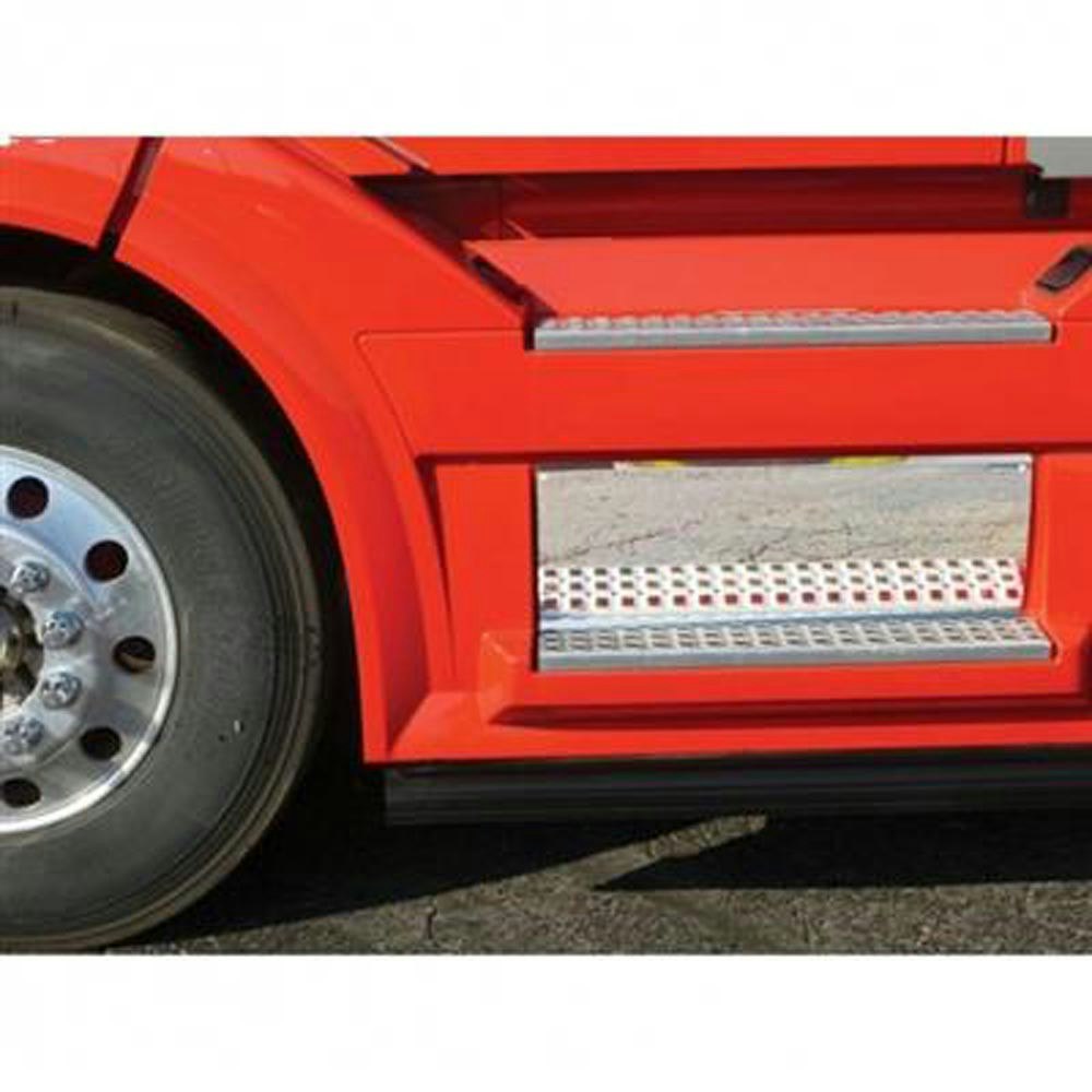 Kenworth T680 Front Lower Step Kick Panels Raney's Truck Parts