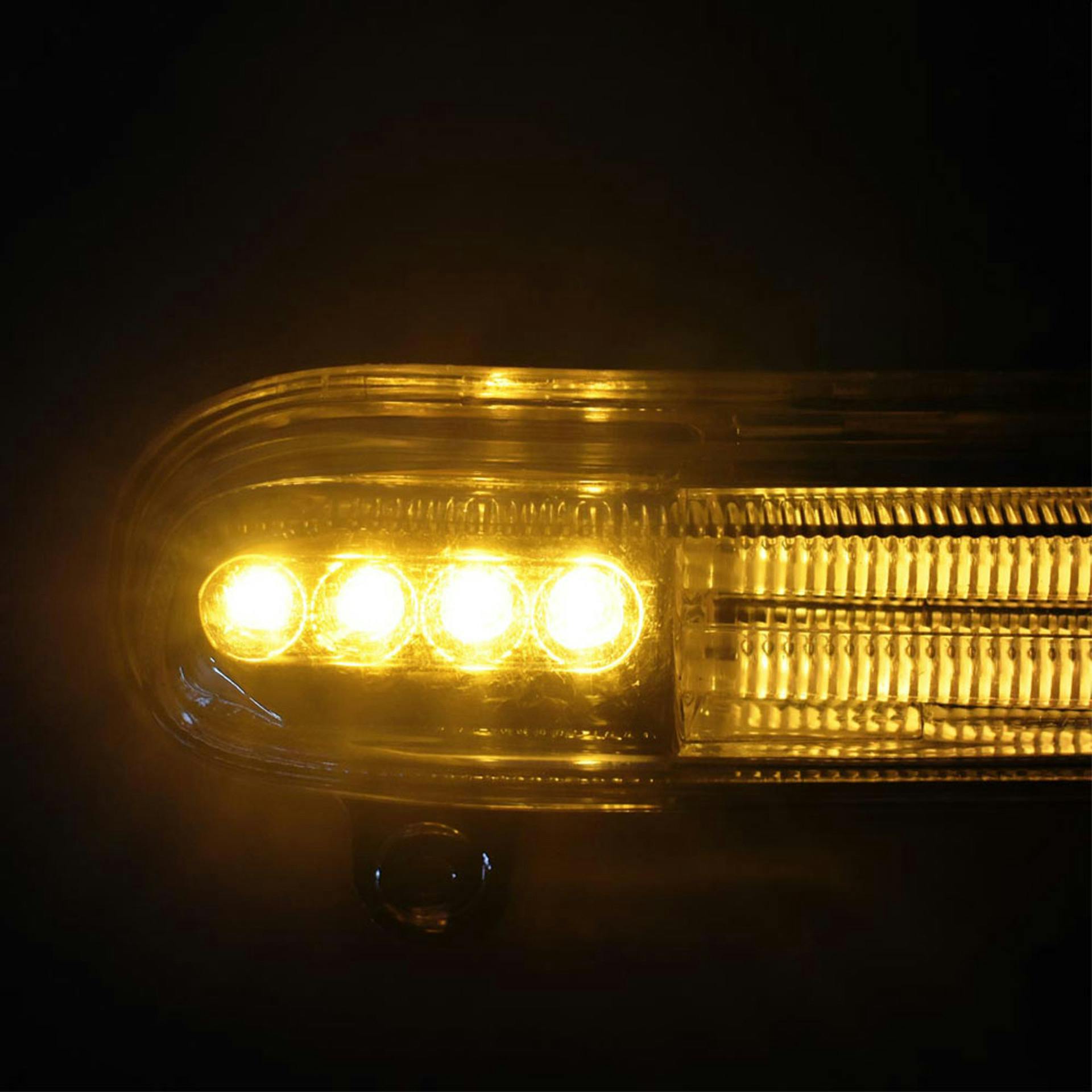 Peterbilt 389 Headlights P546087 P546087R