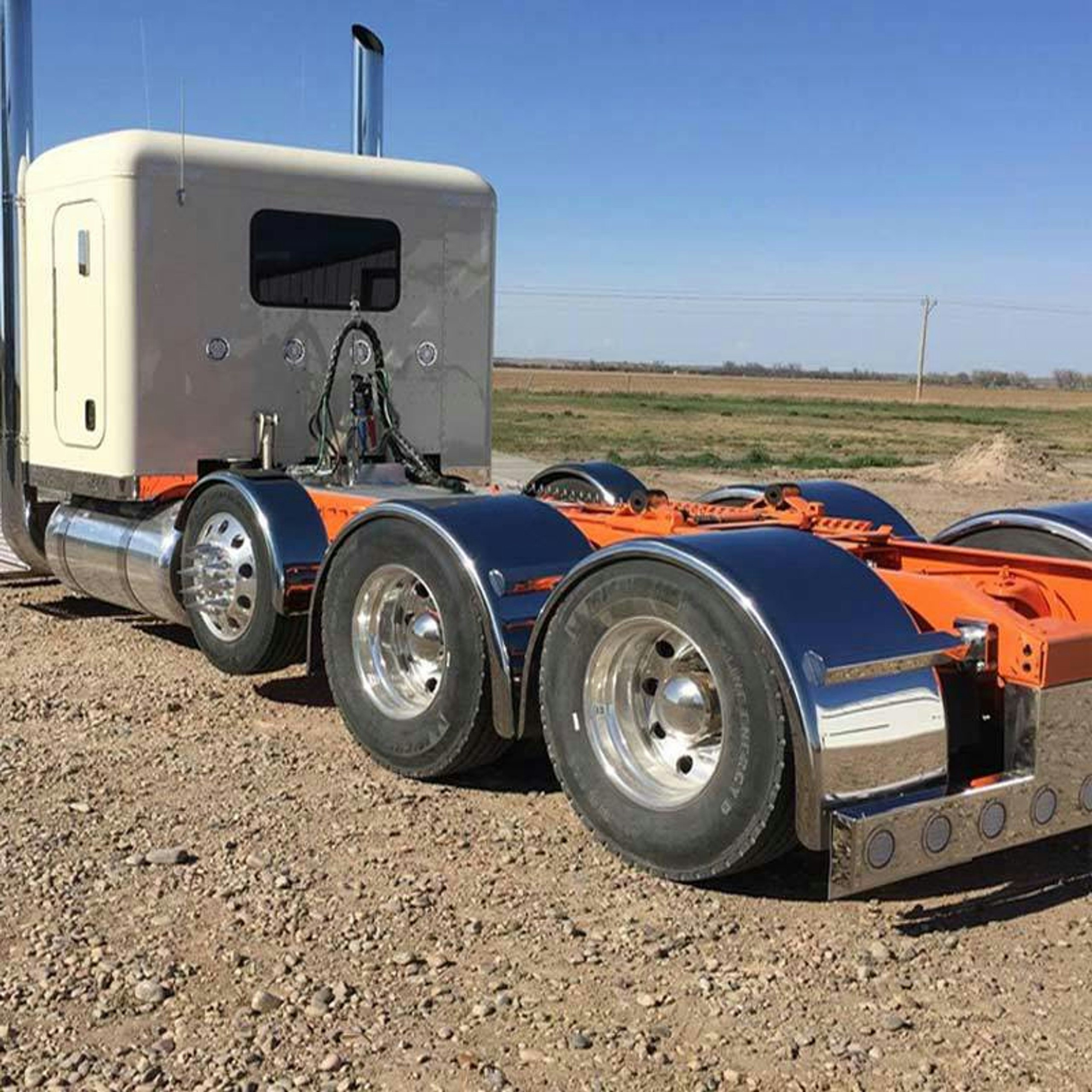 Hogebuilt Value Line 90" Stainless Steel Single Axle Low Rider Fenders