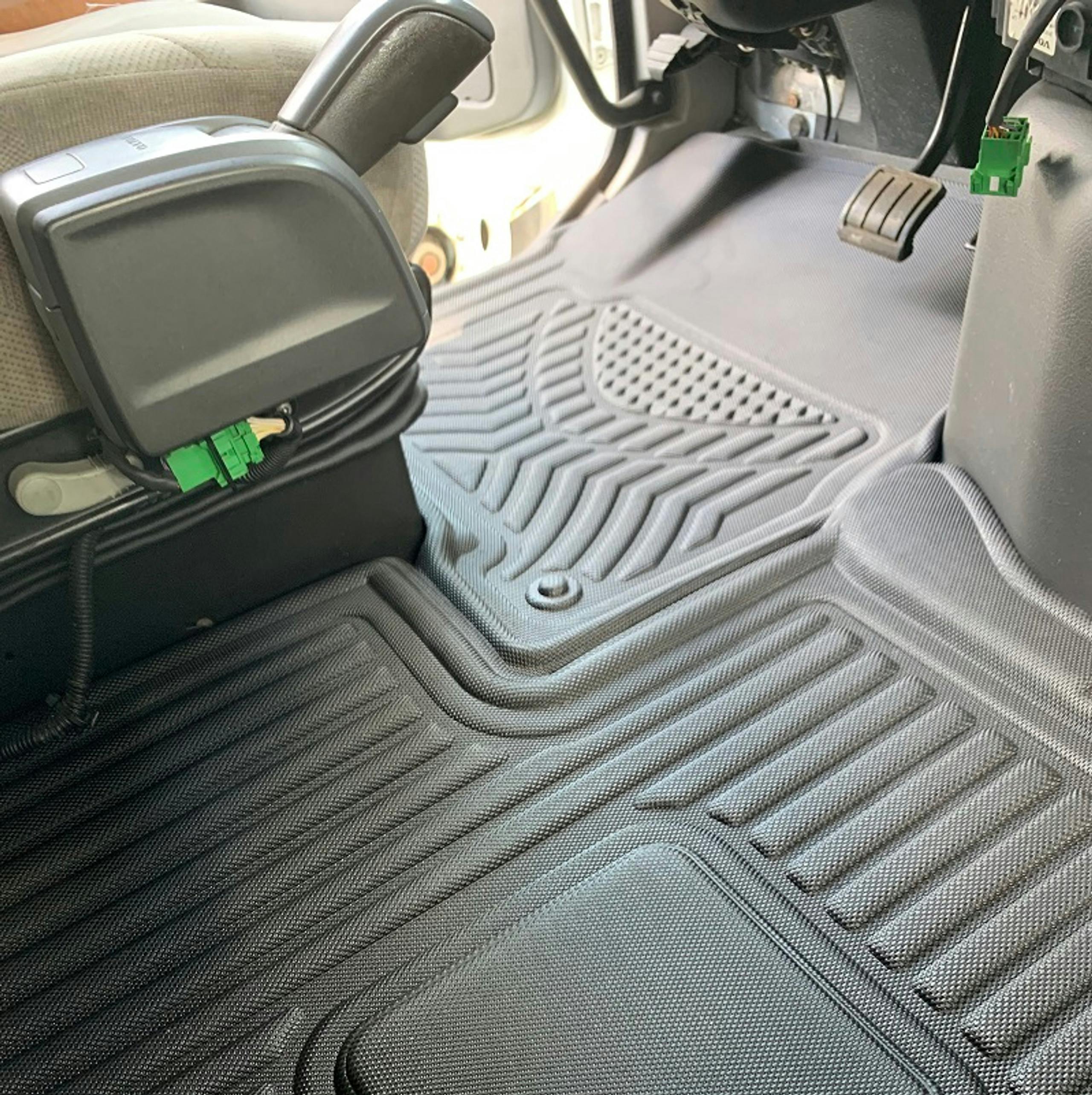 Volvo VNL Floor Mats