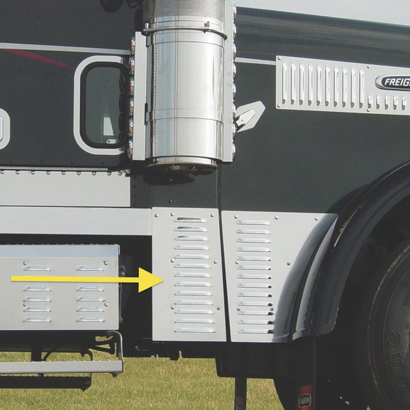 Freightliner Classic Louvered Cowl Extensions