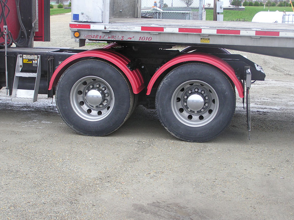 Minimizer The TT Twins 2260 Series Truck Red Poly Fenders On Truck