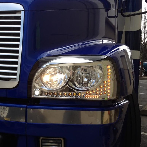 Freightliner Century Headlights Close Up On Truck - Front