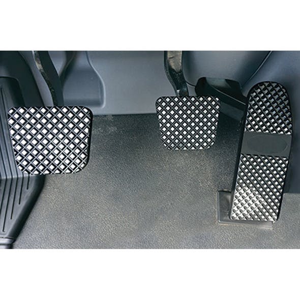 Peterbilt  567/579/587 Black Diamond Billet Foot Pedal Set (2014 - Current)