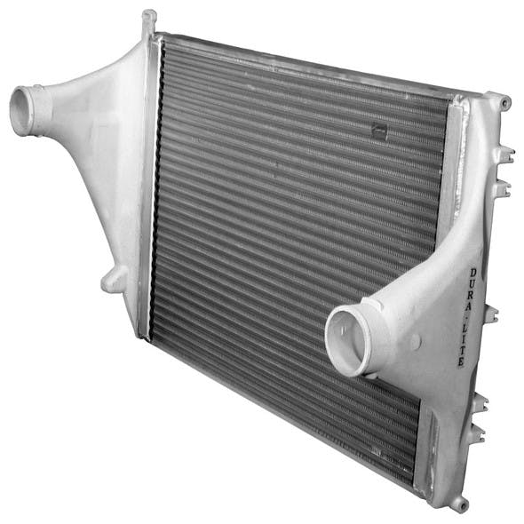 Freightliner FLD 120 & Classic XL Evolution Charge Air Cooler By Dura-Lite 01-23132-001 Reference 2