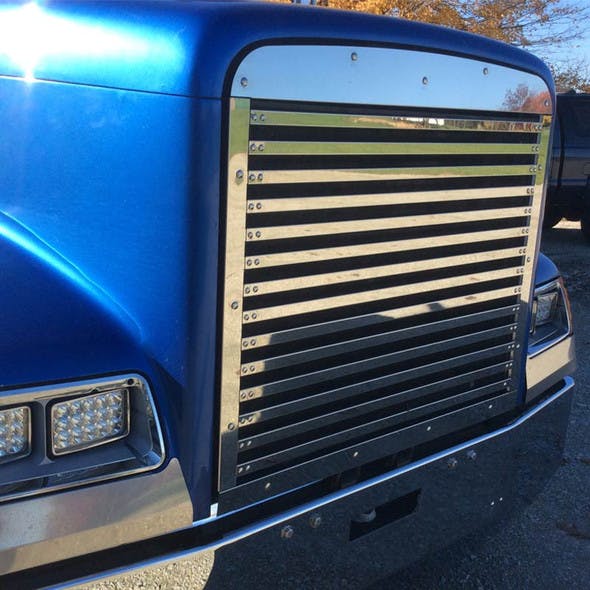 Freightliner Classic FLD 120 Grill Insert With 14 Horizontal Bars 1990 & Up By Roadworks Angle View