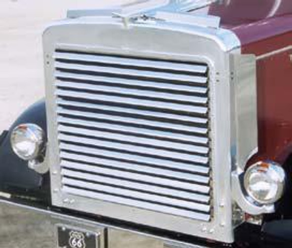 Peterbilt 359 Grill With 16 Louver-Style Bars By RoadWorks
