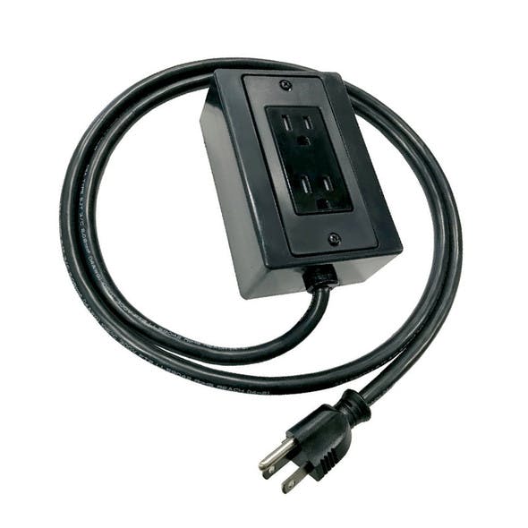 Tundra 120 Volt In-Cab Power Outlet