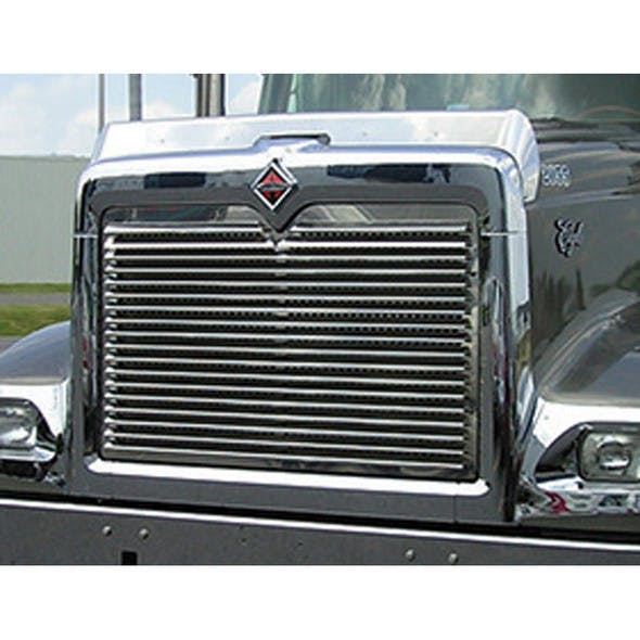  International 9900 5900I Grill With 18 Louver-Style Bars On Truck 1