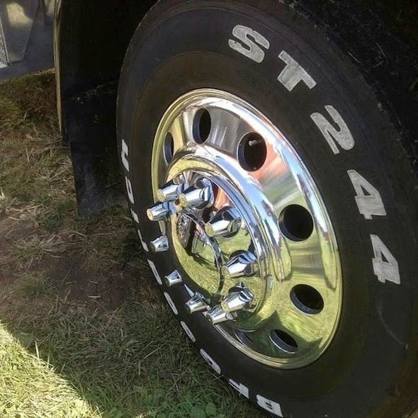 Chrome Front Axle Wheel Cover With Removable Hubcap & Lug Nut Covers On Truck