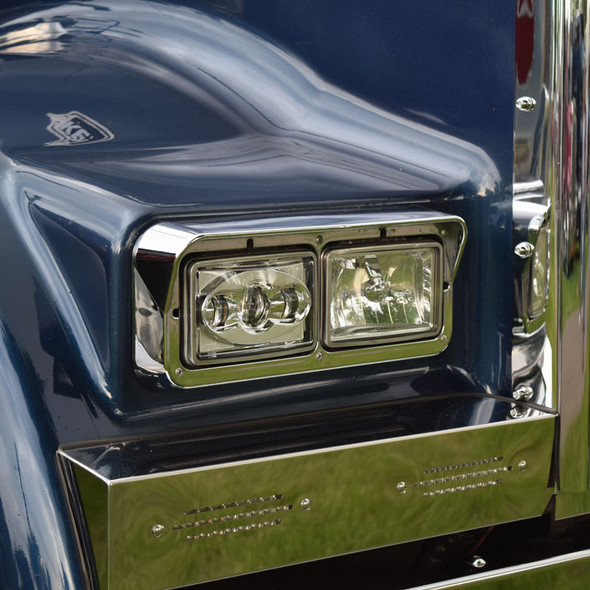 Kenworth W900B Front Blinker Bar with Slot Cut Outs & Lights Close Up Angle View
