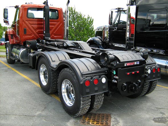 Minimizer Double Deuce Poly Truck Fenders Tandem Axle 52" Spread Black