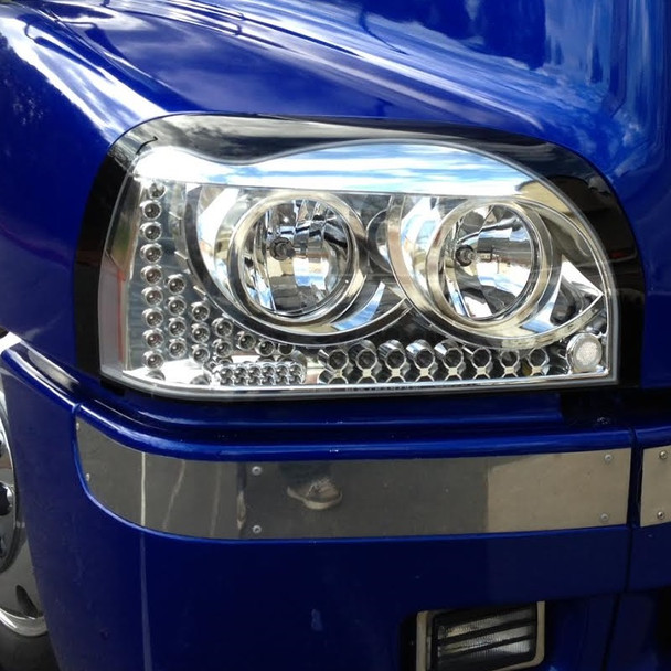 Freightliner Century Headlights Close Up On Truck - Angle