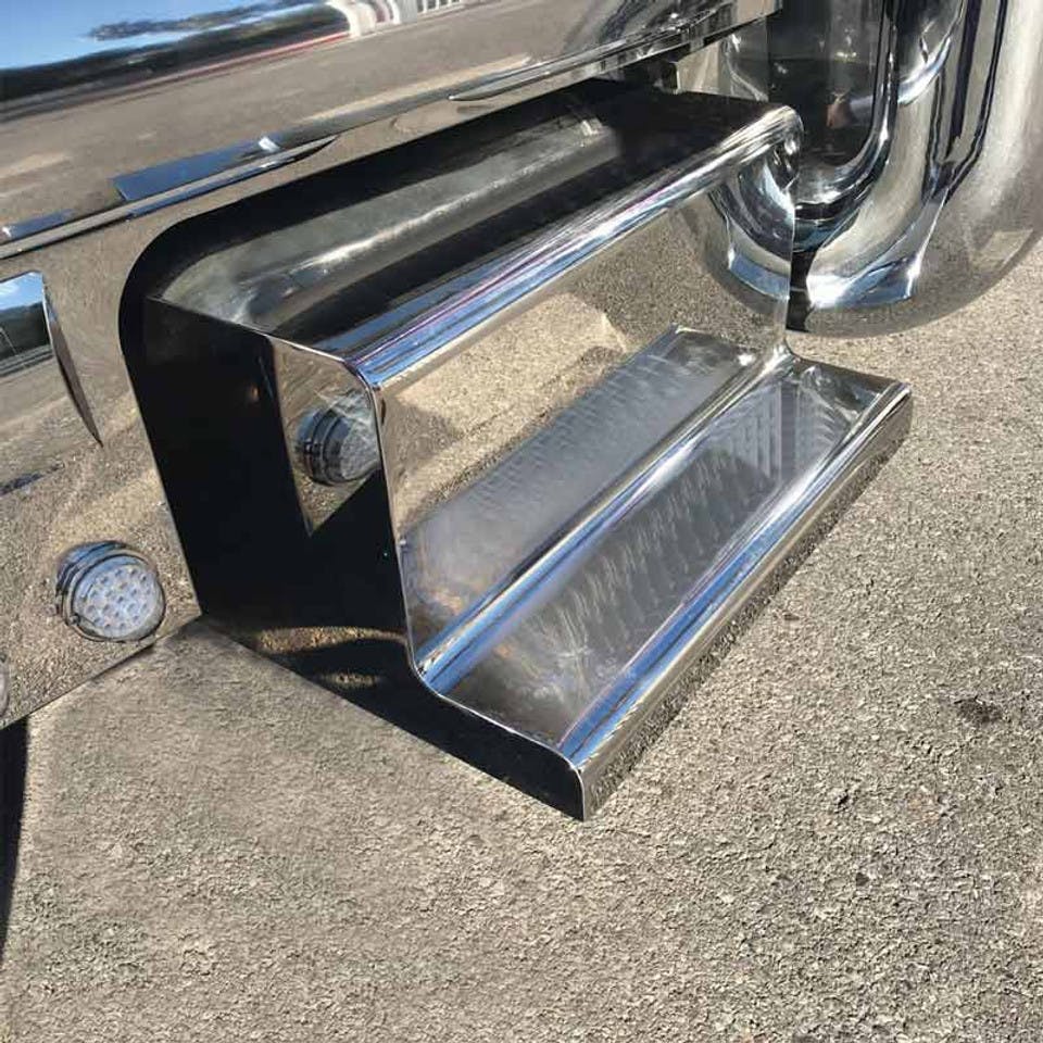 Peterbilt 389 Battery Boxes & Tool Boxes