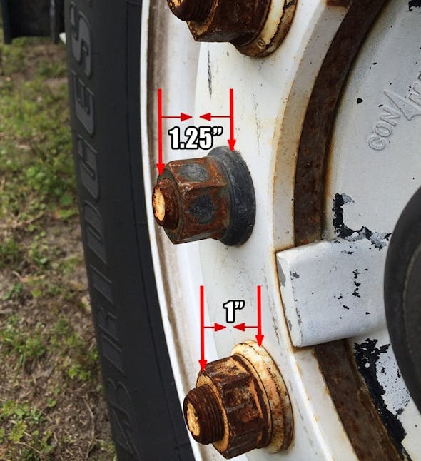 Chrome Plastic 33mm Slotted Push-On Nut Cover