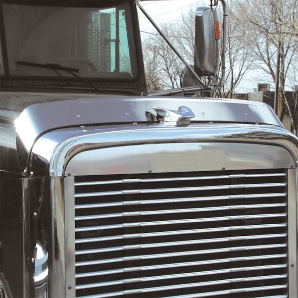 Hoodshield Bug Deflector for Freightliner Classic