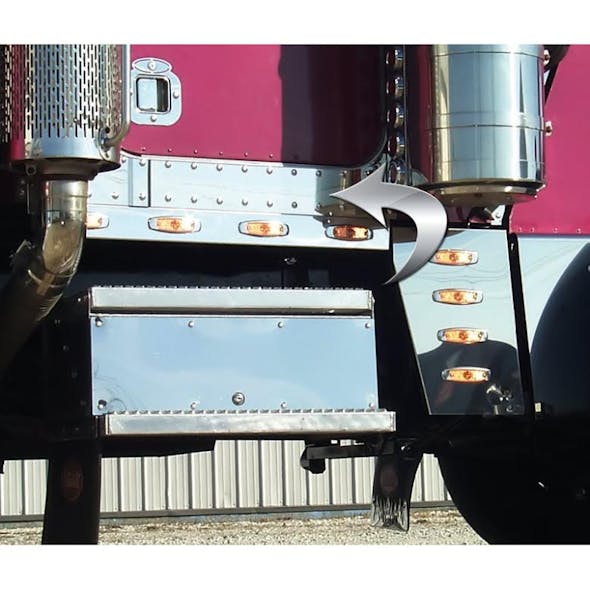 Peterbilt 359 Under Door Panels With Dimples