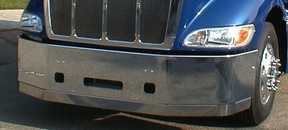 Peterbilt 387 Bumper Set Back Axle Close View