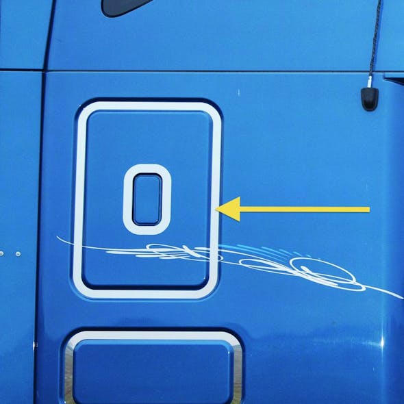 Freightliner Cascadia Sleeper Upper Inset Trim