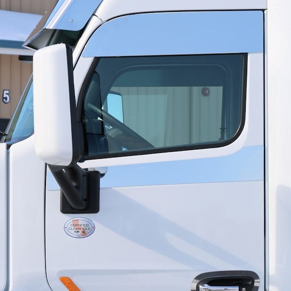 Peterbilt 579 Under Window Door Trim