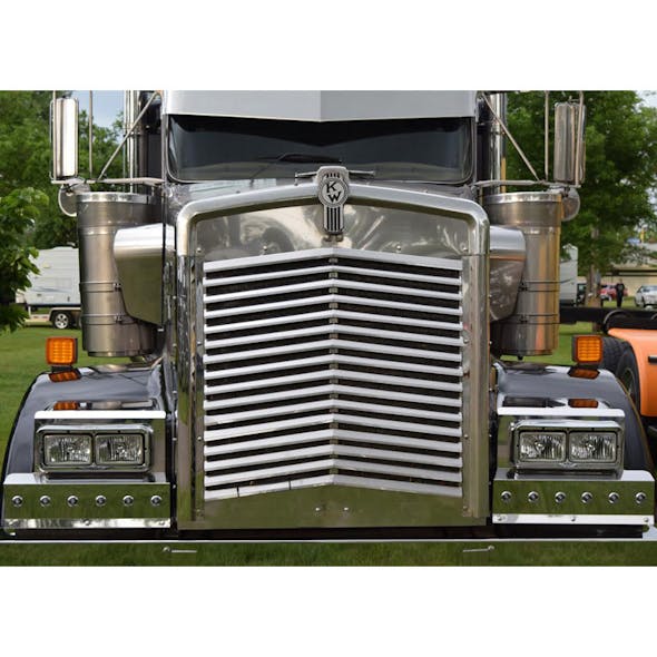 Kenworth W900L Bullseye Fender Guards