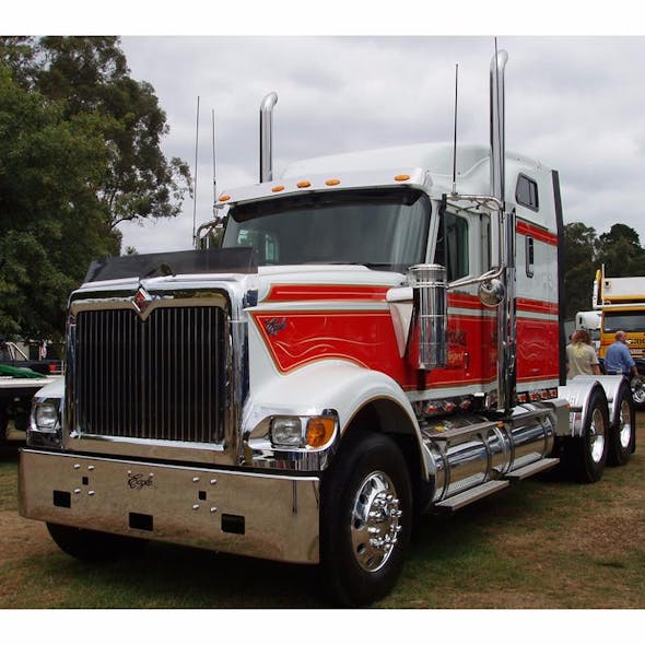 International Eagle 9900 Chrome Bumper 1998-1999 By Valley Chrome on Truck