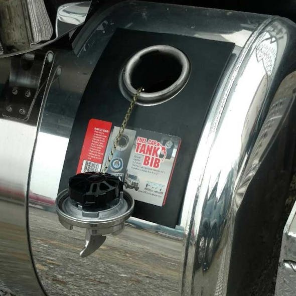 Universal Rubber Fuel Cap Bib With Cap Off