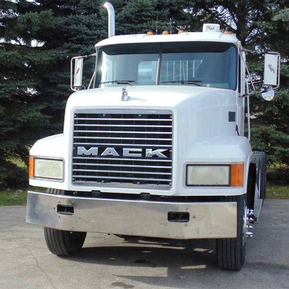 Mack CL Chrome Bumper 1994-2003