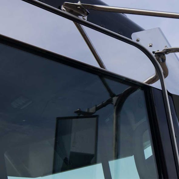 Peterbilt 389 Pride And Class Stainless Steel Chop Tops