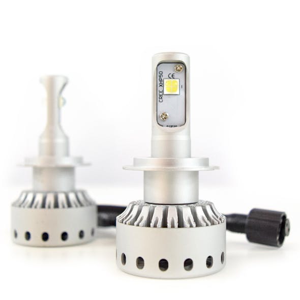 Semi Truck Headlight Bulbs - Raney's Truck Parts