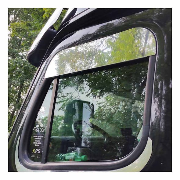 6" Freightliner Cascadia Paintable Chop Top Window Trim