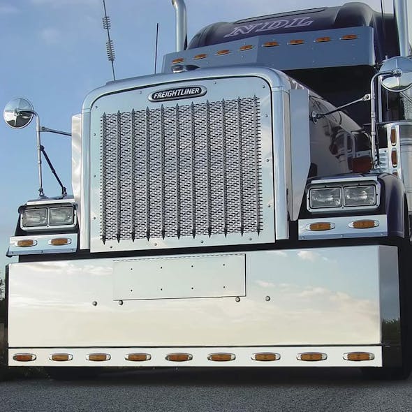 Freightliner Classic FLD 120 Stainless Steel Punch Grill