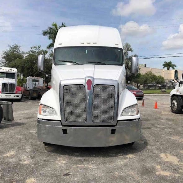 Kenworth T700 Chrome Bumper Front