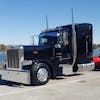 Peterbilt 379, 388, 389 Bowtie Visor On Truck EX2
