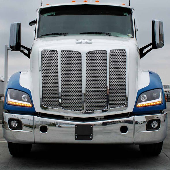 Peterbilt 579 587 Blackout Aftermarket Projector Headlights (Installed)