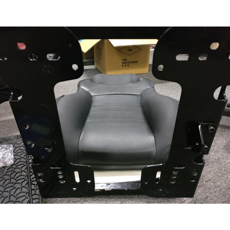 Jeep seats with outlet lumbar support