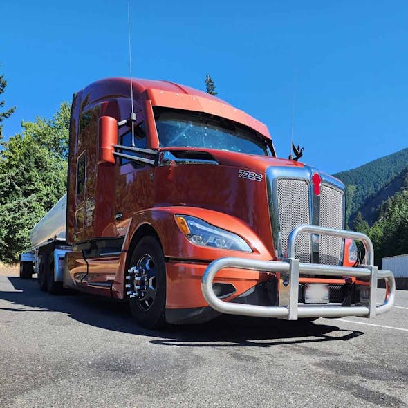 Peterbilt 579 Kenworth T680 Herd Grill Guard 200 Series 2022 And Newer Example