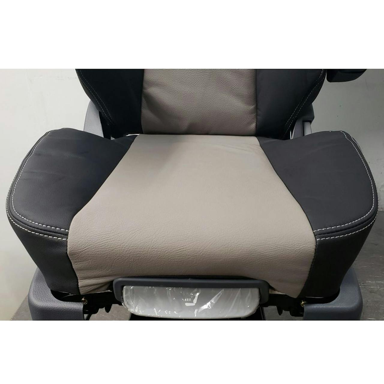 Prime TC300 Series Air Ride Suspension Cloth Truck Seat With Arm Rests
