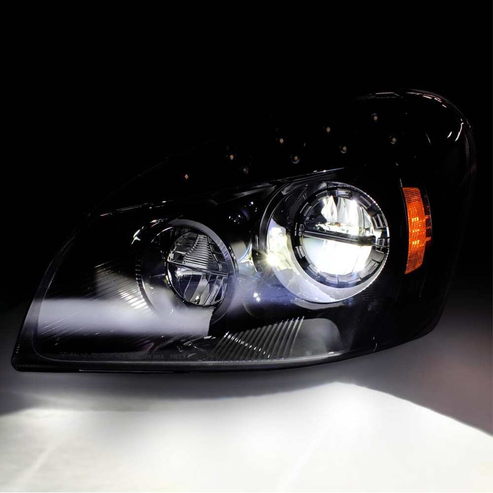 Freightliner Cascadia Blackout Projection Headlight Set With LED