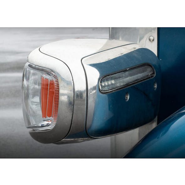 Turn Signals Installed on Peterbilt Headlight