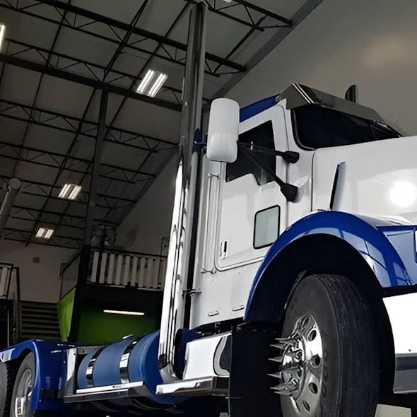 Kenworth T600 8" Lincoln Chrome Exhaust Kit - Default