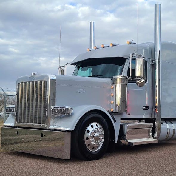 Peterbilt 589 8" Dummy Exhaust Kit for Weed Burner Exhaust By Lincoln Chrome Front Angle