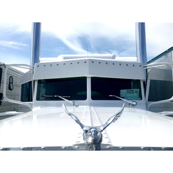 Peterbilt 379 386 388 389 Gangster Visor By Talladega Fiberglass - front view