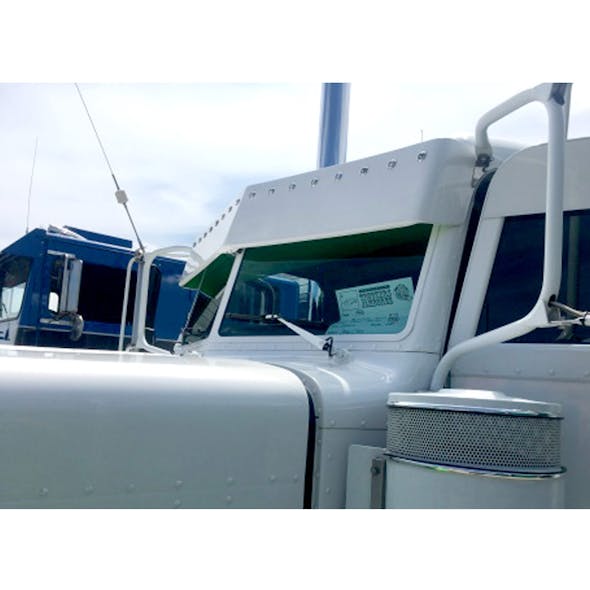 Peterbilt 379 386 388 389 Gangster Visor By Talladega Fiberglass - side view