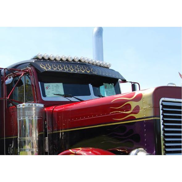 Peterbilt Wide Angle Windshield Trim