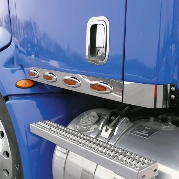 Peterbilt 387 Day Cab Stainless Steel Cab Panels 