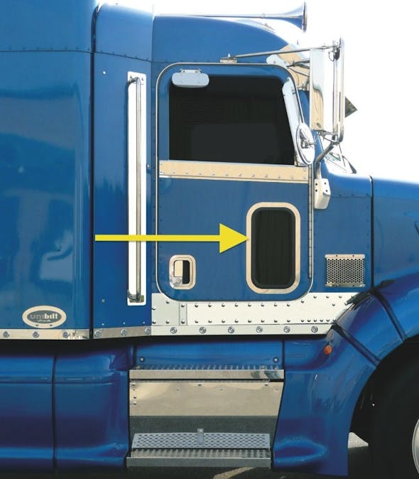Peterbilt 386 View Window Trim